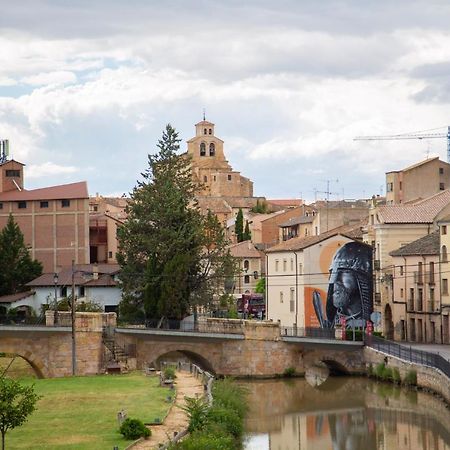 Apartamentos El Balcon Del Duero San Esteban De Gormaz Bagian luar foto